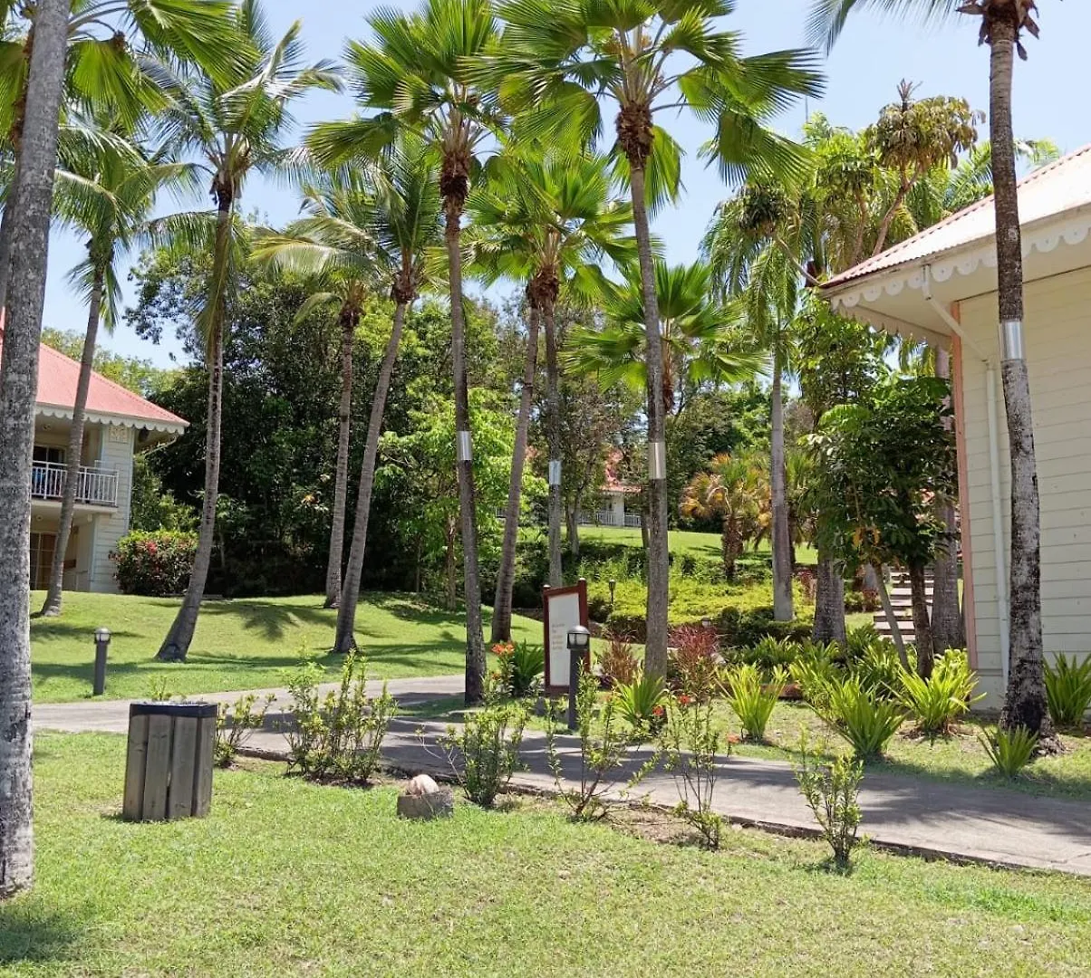 Appartement Village Pierre Et Vacances Vue Mer Guadeloupe St Anne Sainte-Anne  Guadeloupe