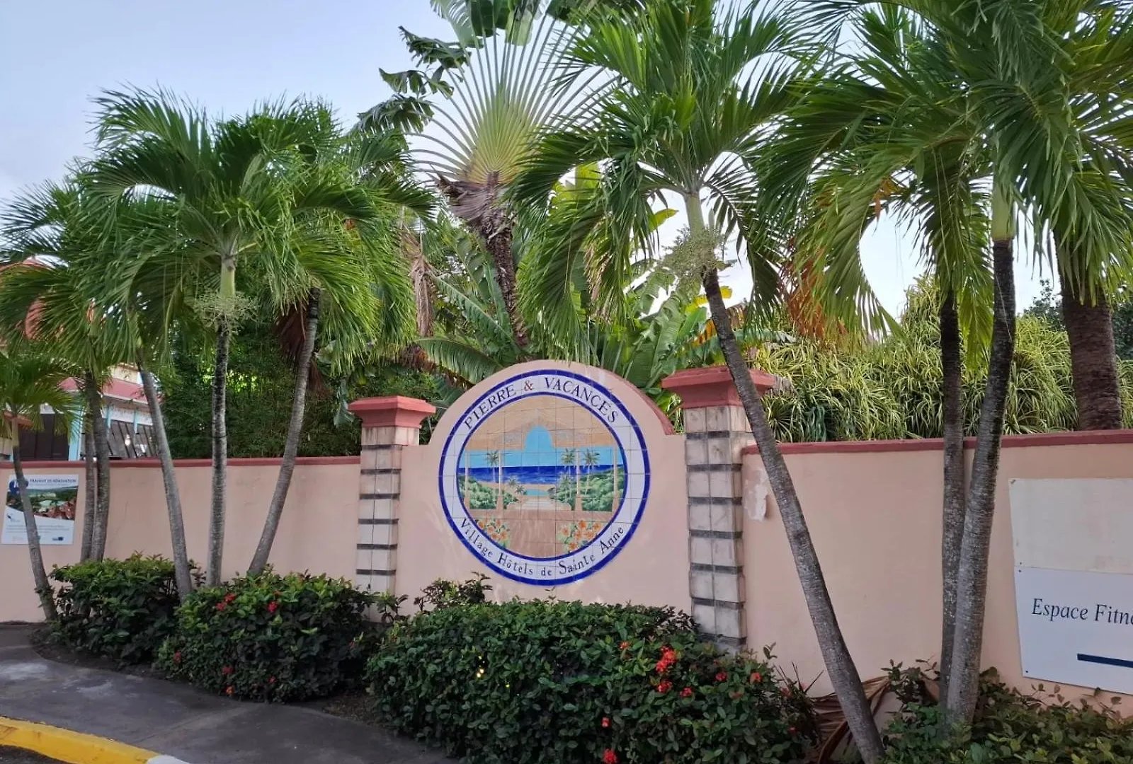 Appartement Village Pierre Et Vacances Vue Mer Guadeloupe St Anne Sainte-Anne  Apartment