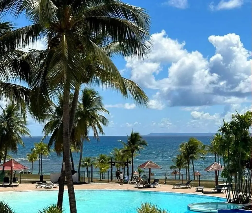 Appartement Village Pierre Et Vacances Vue Mer Guadeloupe St Anne Sainte-Anne  Apartment