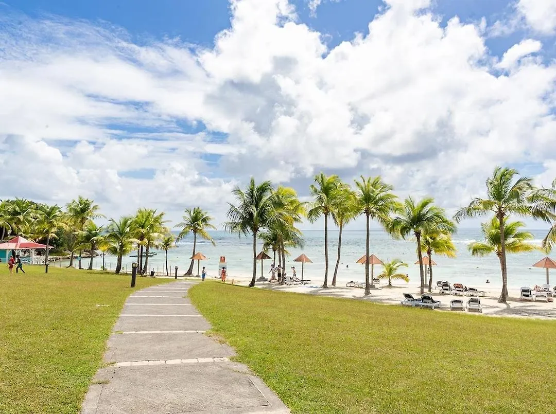 Appartement Village Pierre Et Vacances Vue Mer Guadeloupe St Anne Сент-Анн